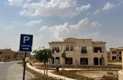 Townhouse - 4 Bedrooms - 4 Bathrooms for sale in City Gate - 5th Settlement Compounds - The 5th Settlement - New Cairo City - Cairo Townhouse - 4 Bedrooms - 4 Bathrooms for sale in City Gate - 5th Settlement Compounds - The 5th Settlement - New Cairo City - Cairo