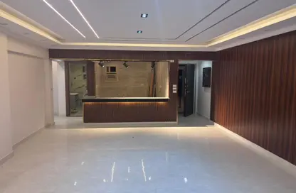 Apartment - 3 Bedrooms - 3 Bathrooms for sale in El Rehab Extension - Al Rehab - New Cairo City - Cairo