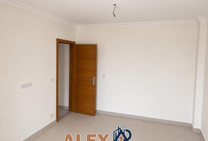 101212086 - Property Image 3