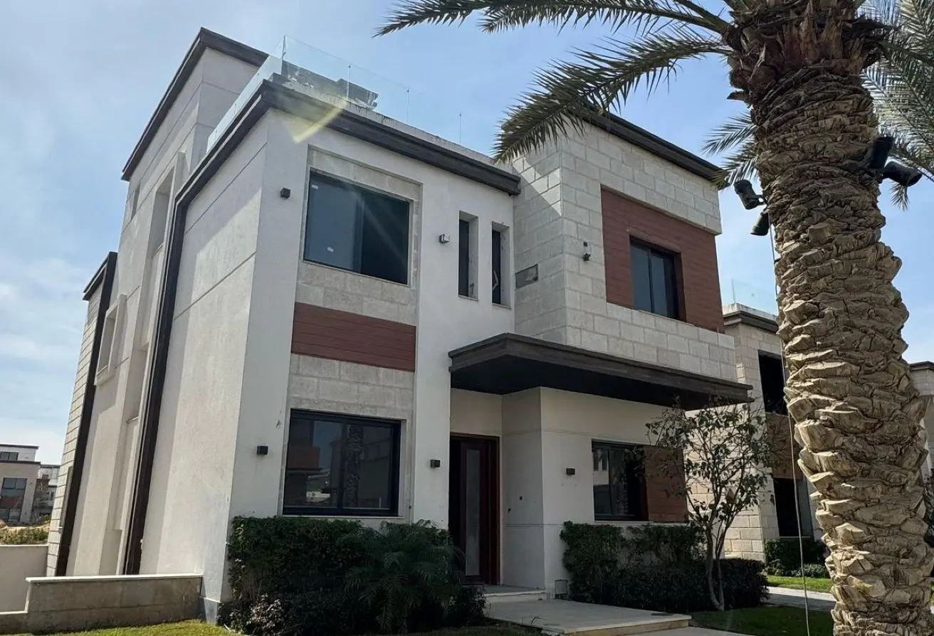 97723186 - Property Main Image