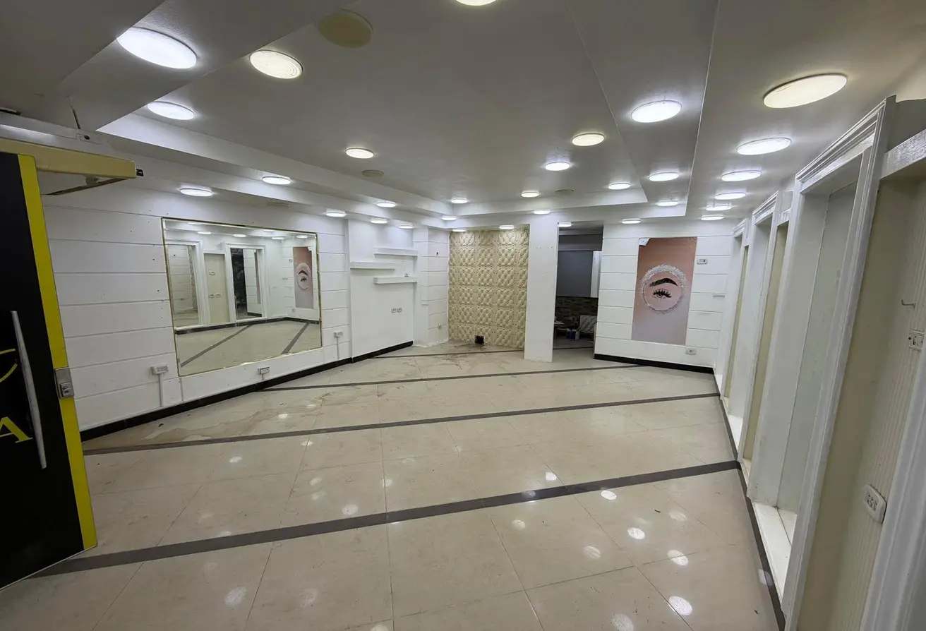 72169075 - Property Main Image