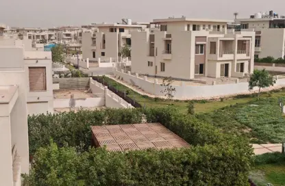 منزل مزدوج - 4 غرف نوم - 3 حمامات للبيع في فيفنز الشروق - كمبوندات الشروق - مدينة الشروق - القاهرة