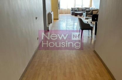 Apartment - 2 Bedrooms - 2 Bathrooms for rent in Zamalek - Cairo