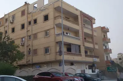 شقة - 3 غرف نوم - 2 حمامات للبيع في المجاورة الاولي - المنطقة التاسعة - مدينة الشروق - القاهرة