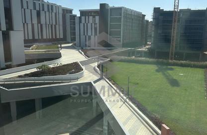 Office Space - Studio - 1 Bathroom for rent in Hyde Park Business District Mall - South Teseen St. - The 5th Settlement - New Cairo City - Cairo