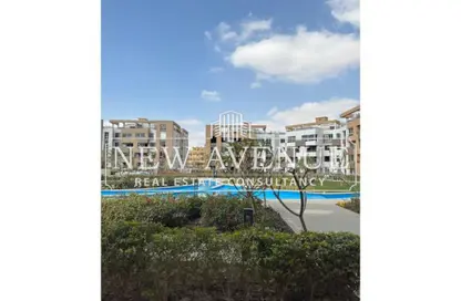 شقة - 3 غرف نوم - 3 حمامات للبيع في جراندا لايف - كمبوندات الشروق - مدينة الشروق - القاهرة