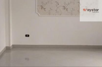 Apartment - 3 Bedrooms - 3 Bathrooms for sale in Talaat Harb St. - Izbat Al Haganah - Nasr City - Cairo Apartment - 3 Bedrooms - 3 Bathrooms for sale in Talaat Harb St. - Izbat Al Haganah - Nasr City - Cairo