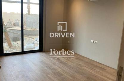 Apartment - 2 Bedrooms - 2 Bathrooms for sale in Village West - Sheikh Zayed Compounds - Sheikh Zayed City - Giza