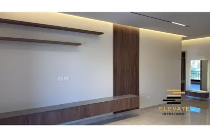 Apartment - 2 Bedrooms - 2 Bathrooms for rent in Moon Residences - Fifth Square - The 5th Settlement - New Cairo City - Cairo Apartment - 2 Bedrooms - 2 Bathrooms for rent in Moon Residences - Fifth Square - The 5th Settlement - New Cairo City - Cairo