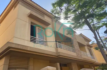 فيلا - 4 غرف نوم - 4 حمامات للبيع في جييرا - الحي الثالث عشر - الشيخ زايد - الجيزة