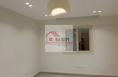 شقة - 3 غرف نوم - 3 حمامات للبيع في شارع محي الدين أبو العز - المهندسين - الجيزة