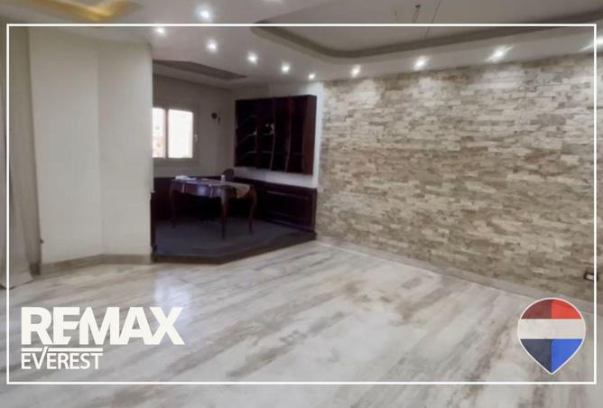 65152231 - Property Image 3