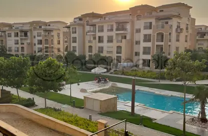 Apartment - 2 Bedrooms - 2 Bathrooms for sale in Stone Residence - 5th Settlement Compounds - The 5th Settlement - New Cairo City - Cairo