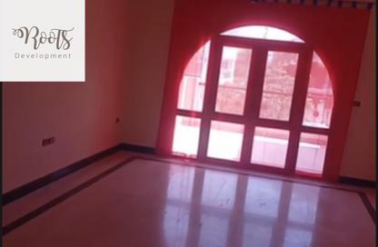 Villa - 5 Bedrooms - 5 Bathrooms for sale in Royal City - Sheikh Zayed Compounds - Sheikh Zayed City - Giza Villa - 5 Bedrooms - 5 Bathrooms for sale in Royal City - Sheikh Zayed Compounds - Sheikh Zayed City - Giza