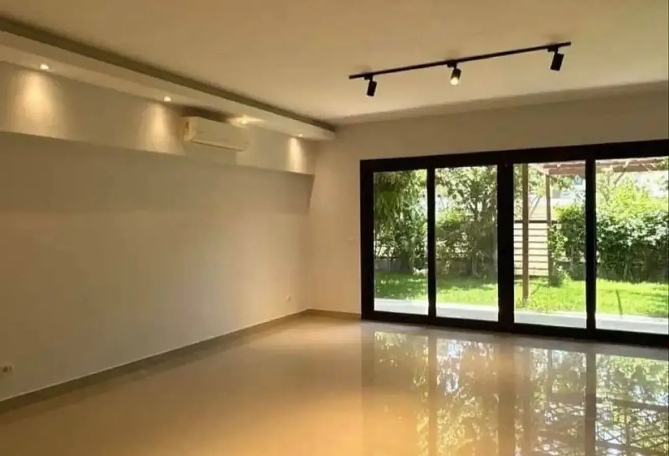 112976874 - Property Main Image