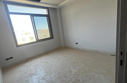 عيادة - استوديو - 1 للبيع في جولف فيوز - طريق مصر اسكندرية الصحراوي - مدينة 6 أكتوبر - الجيزة
