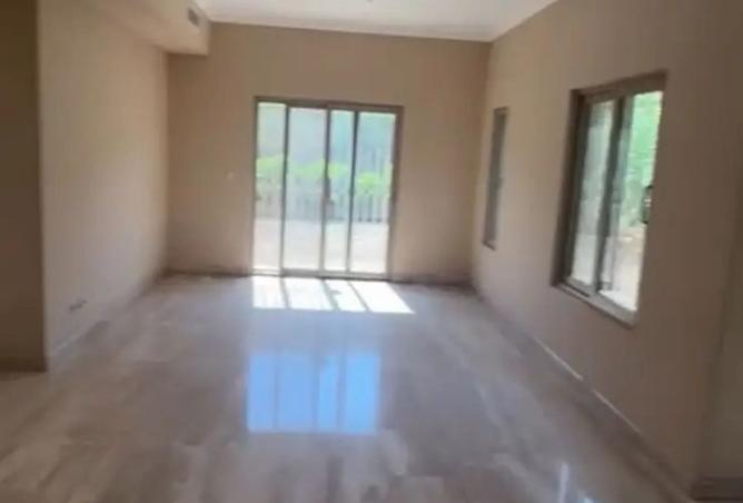 98824236 - Property Image 2