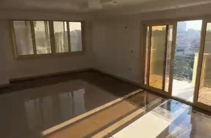Apartment - 3 Bedrooms - 3 Bathrooms for rent in Al Malek Al Saleh Bridge - El Roda - Hay El Manial - Cairo