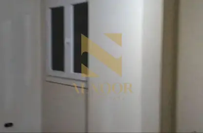 شقة - 2 غرف نوم - 1 حمام للايجار في شارع دكتور كمال حمدي - الحي الرابع - مدينة 6 أكتوبر - الجيزة