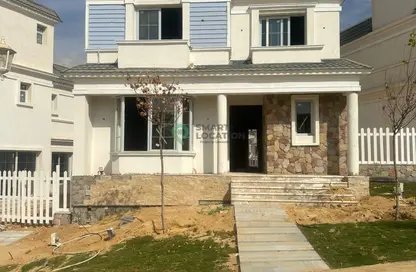 Villa - 4 Bedrooms - 5 Bathrooms for sale in Mountain View iCity - 5th Settlement Compounds - The 5th Settlement - New Cairo City - Cairo