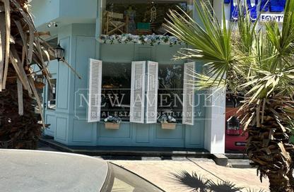 محل - استوديو - 2 حمامات للبيع في ميدان الثوره - الدقي - الجيزة