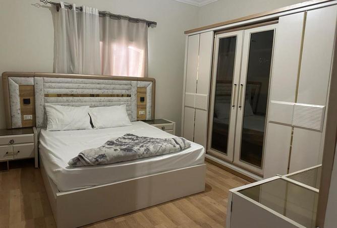 8606915 - Property Image 2