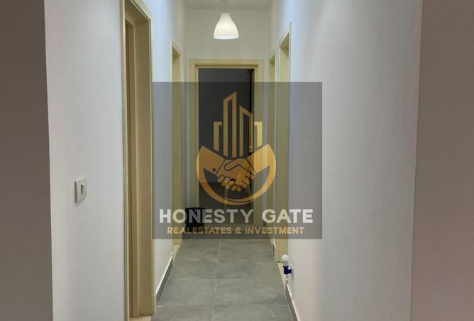 106575905 - Property Image 2