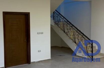 دوبلكس - 3 غرف نوم - 3 حمامات للبيع في الحي السادس عشر - الشيخ زايد - الجيزة