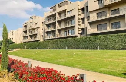 Apartment - 4 Bedrooms - 3 Bathrooms for sale in Moon Residences - Fifth Square - The 5th Settlement - New Cairo City - Cairo