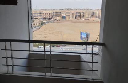 Apartment - 2 Bedrooms - 2 Bathrooms for sale in Zahraa El Maadi - Hay El Maadi - Cairo
