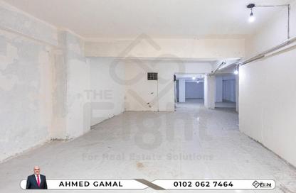 محل تجاري - استوديو للايجار في شارع 308 - سموحة - حي شرق - الاسكندرية