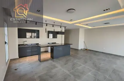 شقة - 3 غرف نوم - 2 حمامات للايجار في كمبوند فيلدج جاردن القطامية - كمبوندات التجمع الخامس - التجمع الخامس - مدينة القاهرة الجديدة - القاهرة