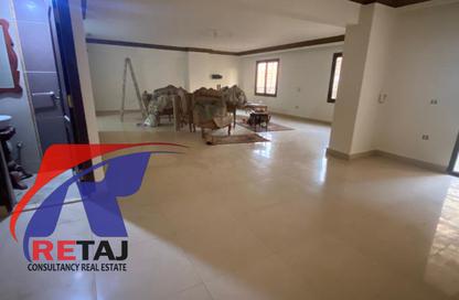 Duplex - 4 Bedrooms - 3 Bathrooms for rent in Ibrahim Nawar St. - 6th Zone - Nasr City - Cairo