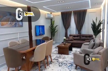 شقة - 3 غرف نوم - 2 حمامات للايجار في شارع احمد بن حنبل - الرحاب المرحلة الأولى - الرحاب - مدينة القاهرة الجديدة - القاهرة