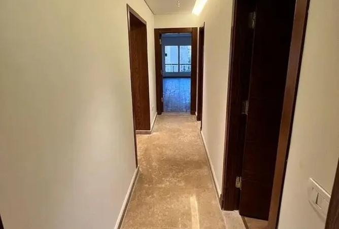 98819912 - Property Image 3