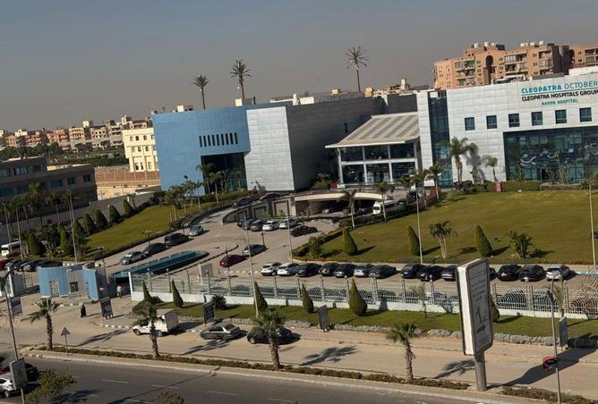 2OjonlxbyD2 - Property Image 2