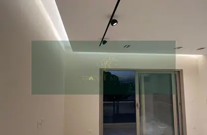 شقة - 2 غرف نوم - 2 حمامات للايجار في جاليريا  مون فالى - المستثمرين الجنوبية - مدينة القاهرة الجديدة - القاهرة