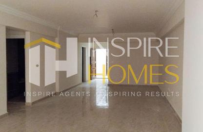 Apartment - 2 Bedrooms - 2 Bathrooms for rent in Grand View - Smouha - Hay Sharq - Alexandria