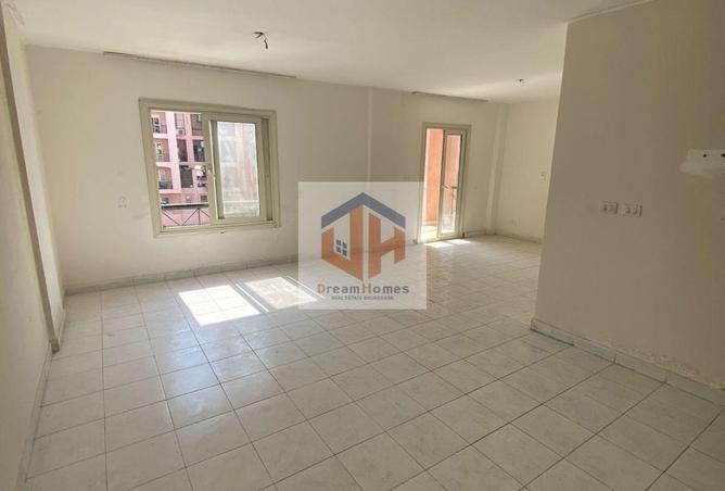 70106546 - Property Image 2