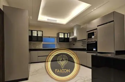 Apartment - 3 Bedrooms - 2 Bathrooms for sale in Al Burouj Compound - El Shorouk Compounds - Shorouk City - Cairo