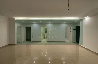 شقة - 2 غرف نوم - 2 حمامات للايجار في فيلدج جيت - المستثمرين الجنوبية - مدينة القاهرة الجديدة - القاهرة