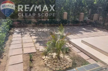 شقة - 2 غرف نوم - 2 حمامات للبيع في ذا فيلدج - المستثمرين الجنوبية - مدينة القاهرة الجديدة - القاهرة