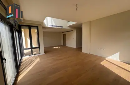 منزل مزدوج - 4 غرف نوم - 3 حمامات للايجار في أو ويست - كمبوندات 6 أكتوبر - مدينة 6 أكتوبر - الجيزة