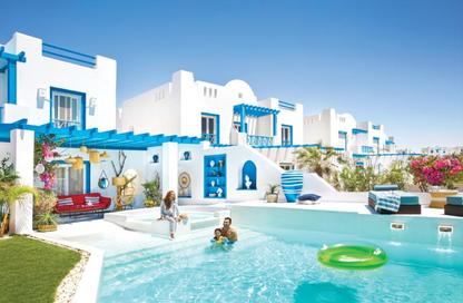 Townhouse - 3 Bedrooms - 3 Bathrooms for sale in Mountain View - Ras Al Hekma - North Coast