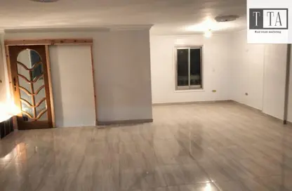 Apartment - 3 Bedrooms - 2 Bathrooms for rent in Al Hegaz St. - El Mahkama Square - Heliopolis - Masr El Gedida - Cairo