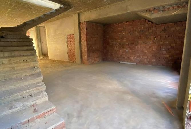 104600208 - Property Image 2
