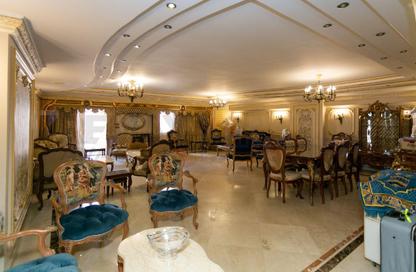 Apartment - 4 Bedrooms - 4 Bathrooms for sale in Mostafa Kamel St. - Abu Qir - Hay Than El Montazah - Alexandria