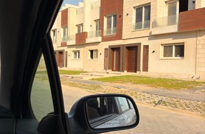 Townhouse - 4 - 3 for sale in Azzar 2 - 5th Settlement Compounds - The 5th Settlement - New Cairo City - Cairo Townhouse - 4 - 3 for sale in Azzar 2 - 5th Settlement Compounds - The 5th Settlement - New Cairo City - Cairo