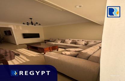 Apartment - 3 Bedrooms - 2 Bathrooms for rent in Taha Hussein St. - Zamalek - Cairo