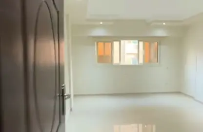 Apartment - 3 Bedrooms - 2 Bathrooms for rent in Dokki - Giza